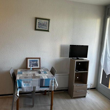 Studio Ideal Pour Cure Thermale Balaruc-les-Bains Exteriör bild