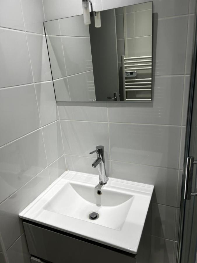 Studio Ideal Pour Cure Thermale Balaruc-les-Bains Exteriör bild